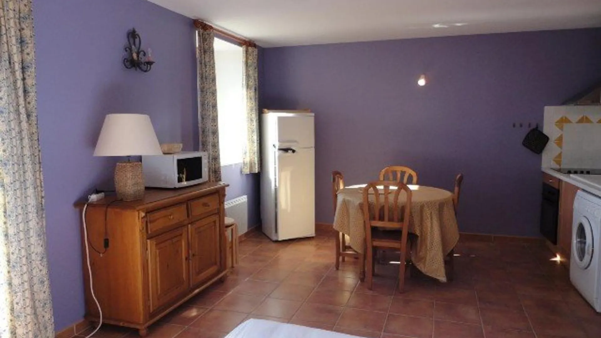 Apartment Studio Familial Paisible Avec Piscine Au Coeur De Valensole - Fr-1-822-3 Brunet